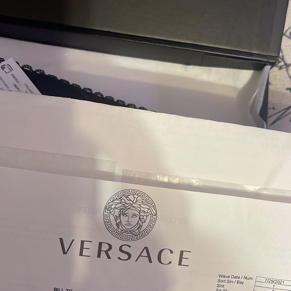 VERSACE TOP BRALETTE FROM SPRING 2021 “TRESOR DE LA MER” SZ 38 - Picture 11 of 11